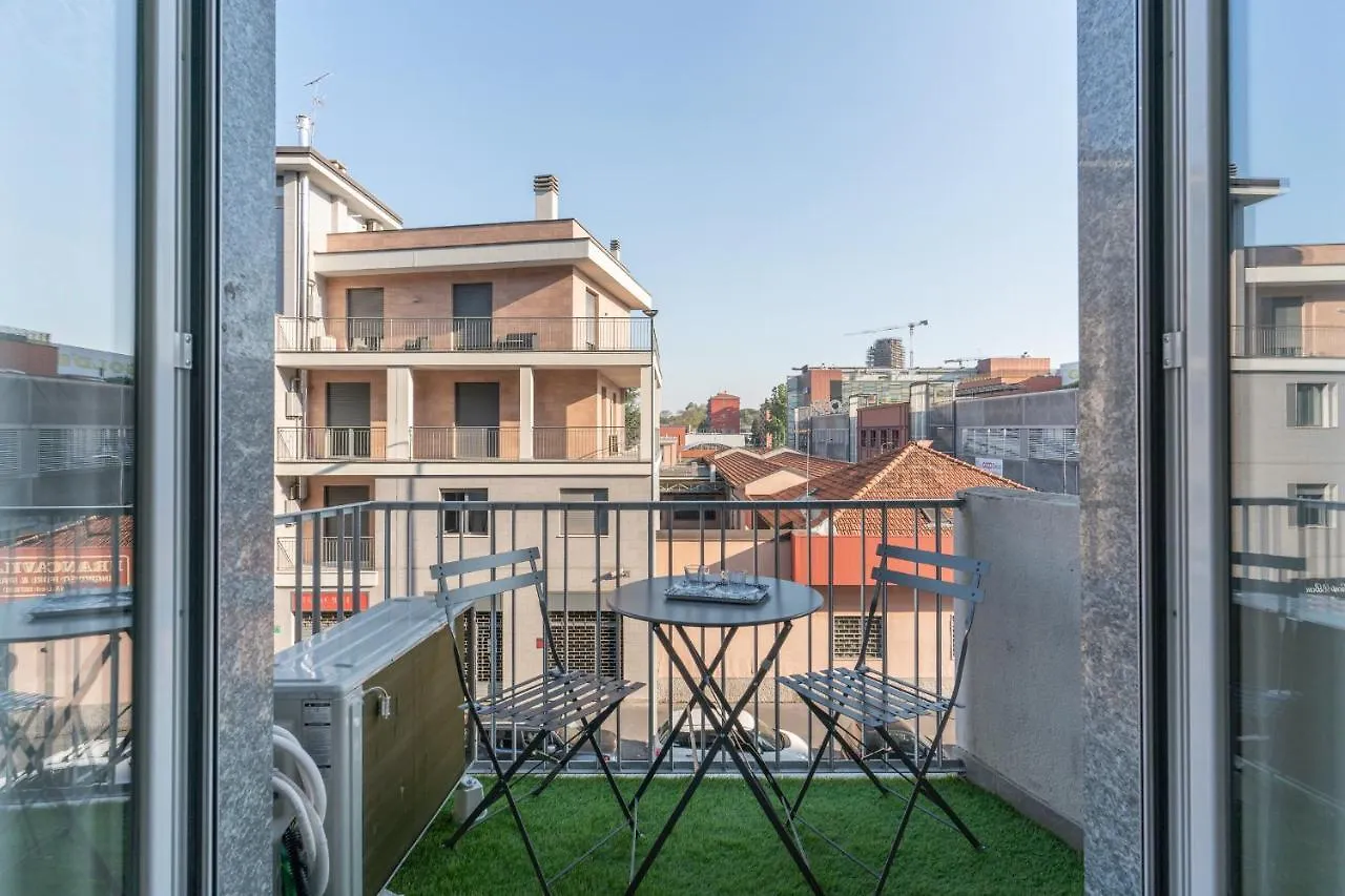 Cimiano Suite 21, New Apartment Milan Italy